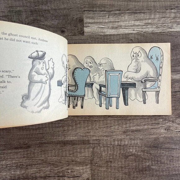 I CAN READ ABOUT GHOSTS by  ERICA FROST | TROLL ASSOCIATES [ VINTAGE 1975 ] - Picture 6 of 8